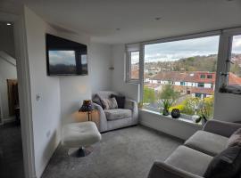 The Fox Apartment LBA, hotell i Horsforth
