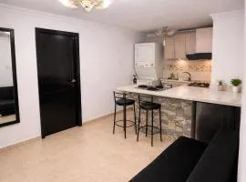 Nova Suite Moderna y acogedora en el centro GYE