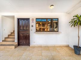Garza 909, hotel em Carpintero