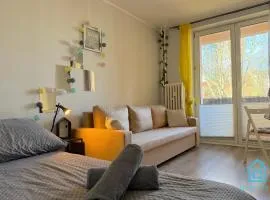 Spacious Room - Peaceful Retreat, 2 Minutes to Gdańsk Old Town
