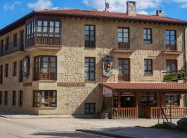 Hotel Rural La Corte de los Pinares, hotel i Vinuesa