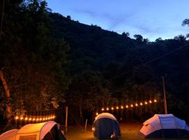 Glamping Eco Serrana Park, отель в городе Бодокена
