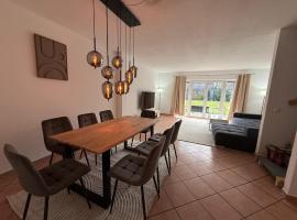 Ferienhaus Oestrich Winkel 150qm, Hotel in Oestrich-Winkel