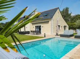 "La Villa Gozforn" avec piscine privée, plages et commerces de la station balnéaire de Beg-Meil à pied!
