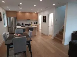 Vancouver Residence Features two bedrooms three bathrooms free street parking and laundry
