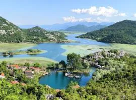 Skyline Skadar Lake