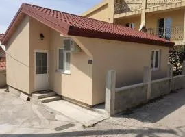 Modern & Cozy 2-Bedroom Getaway in Sutomore