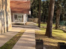 Villa 1 TRES SENDEROS、Omitlán de Juárezのホテル