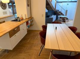 Spacious 4-Bedroom LOFT, viešbutis mieste Katzbach