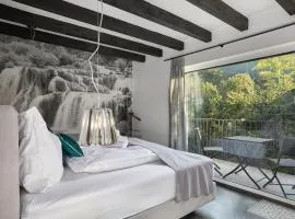 VORALIVING Montafon - Neubau Apartment mit Tiefgarage, WLAN, Ski-Natur