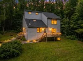 Adventure Retreat, Hot Tub & Pool, Waterville