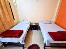 Homestay Near Ram Jhula & Janki Jhula