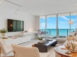 Stylish Oceanfron Retreat