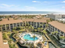 St Augustine Beach 2BR Pool & Beach Access