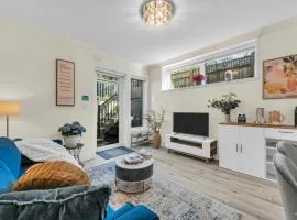 Beautiful Cozy and Private Two Bedroom& One Bathroom