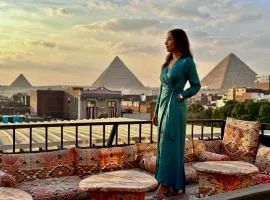 Bedouin Camp pyramids view INN