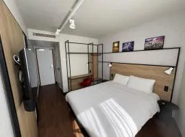 ibis Chartres Ouest Luce