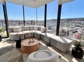 LUXURY APARTMENT WITH CITY VIEW 2bed
