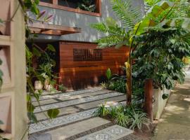 Sui Boutique Hotel, &xi;&epsilon;&nu;&omicron;&delta;&omicron;&chi;&epsilon;ί&omicron; &kappa;&omicron;&nu;&tau;ά &sigma;&tau;&omicron; &Alpha;&epsilon;&rho;&omicron;&delta;&rho;ό&mu;&iota;&omicron; Olaya Herrera , &Mu;&epsilon;&delta;&epsilon;&gamma;ί&nu;