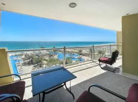 Hidden Gem Condo Beach & Pool Access #503