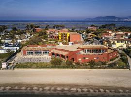 ibis Thalassa Hyeres Plage โรงแรมในอิแยร์