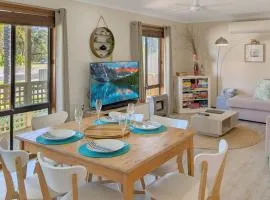 Clifton Cottage by Experience Jervis Bay