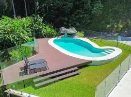 Barron Heights - Family Retreat, Pool & BBQ