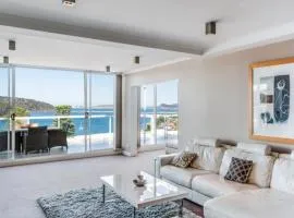 Penthouse 707 - 4 Bedroom Oceanview Penthouse
