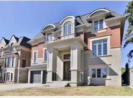 C-Spacious n bright ground room near Yonge-Finch - Cummer Grand Residence