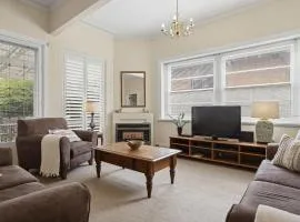 Selbrook - Walk to Town - Pet Friendly