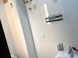 307 Comfort Shortlet Apartments, hotel i Lagos