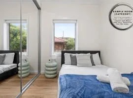 Inviting Double Room with Sunlit Comfort - Matraville - Shared Bathroom and Kitchen