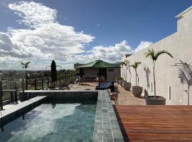 High Standard Two Bedroom Apartment Gourmet Balcony Frances Beach Garden 207, hotel din Marechal Deodoro