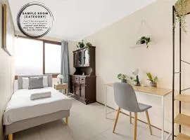 Private Single Room - Centrally Located at Milperra - Shared Bathroom