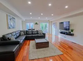 Spacious 4BR Home in Mississauga