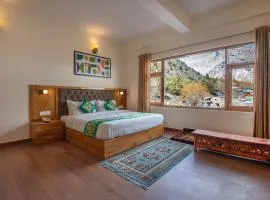 Treebo Melag Jispa With Mountain View