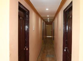 Spot On V GUST IN – hotel w mieście Tenāli