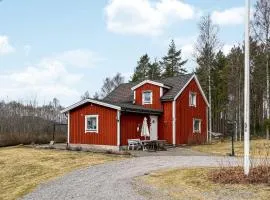 2 Bedroom Nice Home In Bergsäng