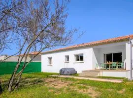 Amazing Home In St Etienne De Fontbell With Wifi