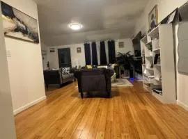 Comfortable Home Near Everything