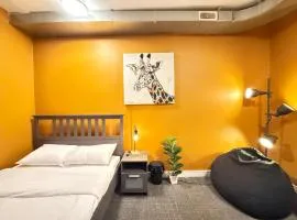 Downtown Private Room without Window