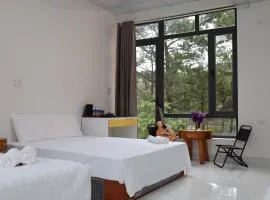Family Home Măng Đen Forest Retreat