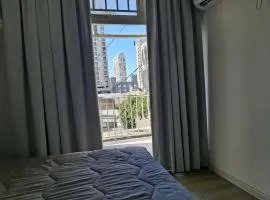 Departamento amplio, moderno y luminoso
