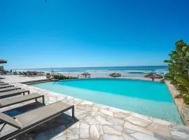 Mar y Sol 15th Floor 3BR 2 BA Condo with pool