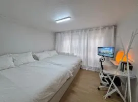 Doha Stay 2 Bedrooms#5 Minutes to Gwangalli Station, 15 Minutes to Gwangalli Beach
