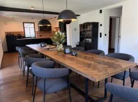 Bauernidyll trifft Wohndesign - Whirlpool, Sauna und Kamin