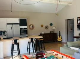 Gîte d'Alex et Elodie au calme avec piscine