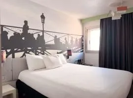 ibis Styles Paris Tolbiac Bibliotheque