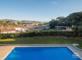 Caleta Sol 303 Apartamento con piscina comunitaria, viešbutis Cheronoje