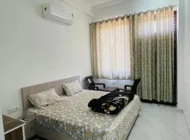 Hotel Devansh , Niwai